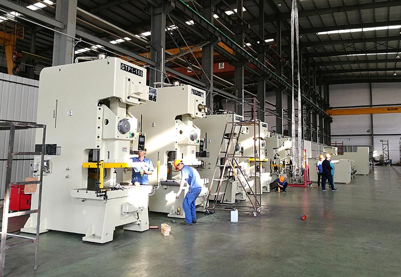 氣動(dòng)精密沖床廠(chǎng)家